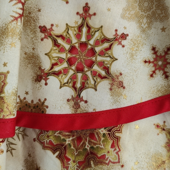 Hand Stitched Half Apron - Vintage by Candy's Aprons - Picture 4 of 6